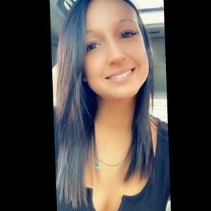 Meet your Posher, Roxanne